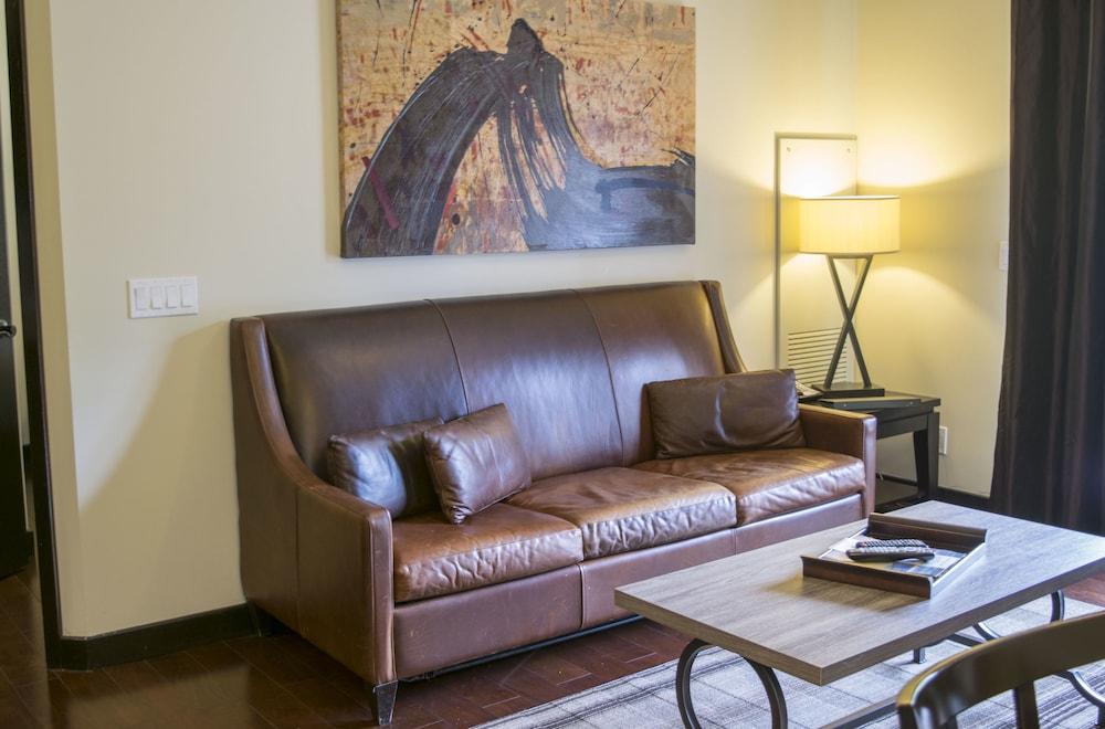 The Summit At Grande Rockies Hotel 4*